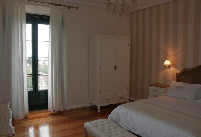 هتل Rural La Raposera