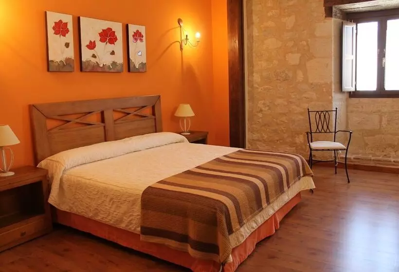 ホテル Rural Restaurante Las Baronas
