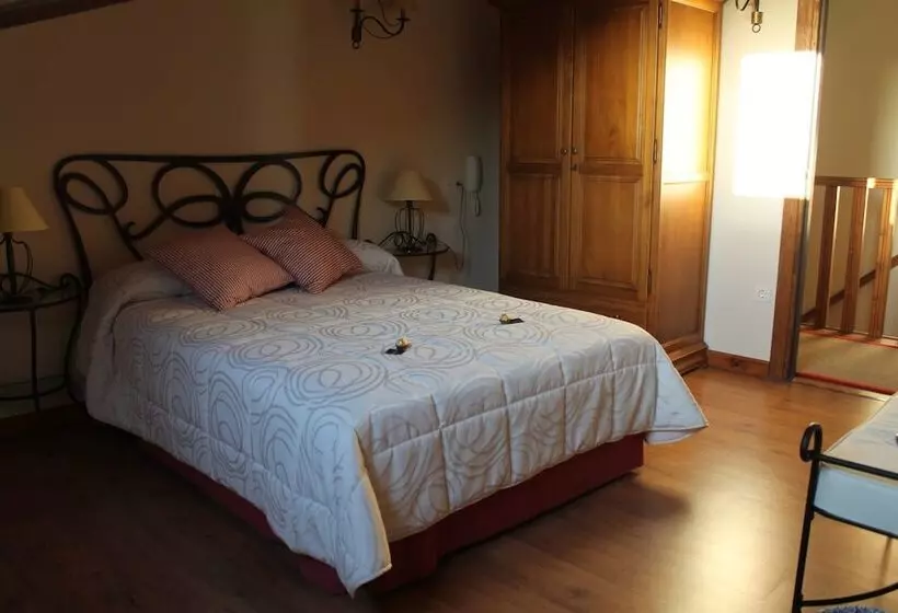 ホテル Rural Restaurante Las Baronas