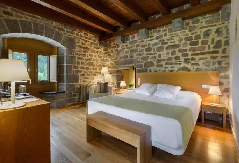 Hotelli Rural Torre De Uriz