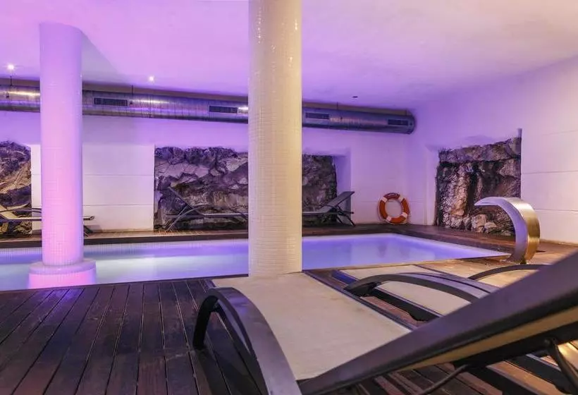هتل Spa Vilamont