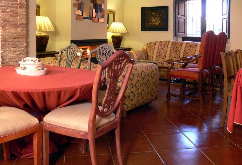 Отель Valdemora Casa De Campo