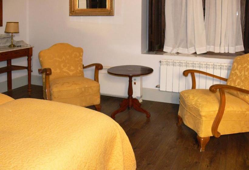 Отель Valdemora Casa De Campo