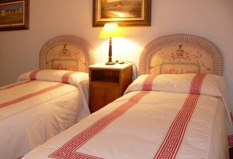 Отель Valdemora Casa De Campo