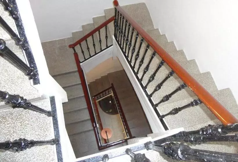 Hotel Vehí