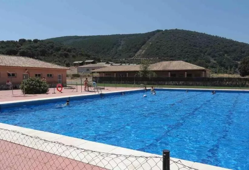اقامتگاه Lincetur Cabañeros   Centro De Turismo Rural