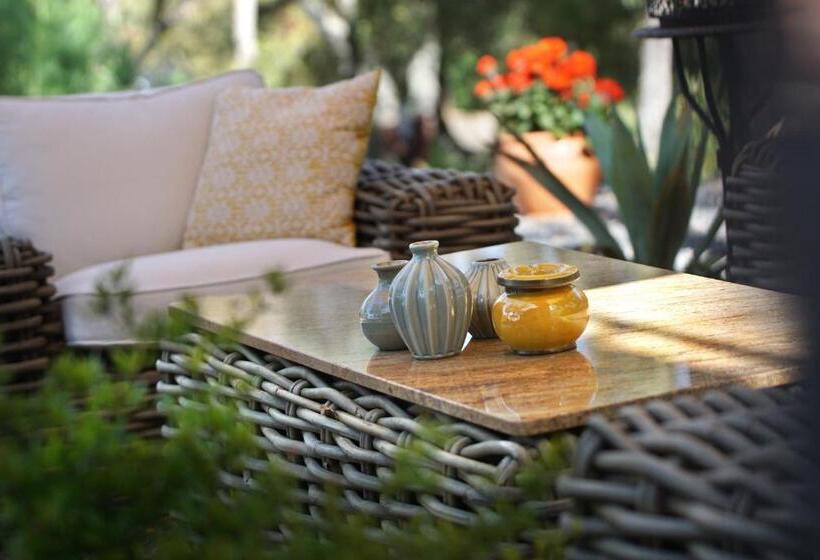 Valle Del Arroyo Casas Rurales Bed & Breakfast