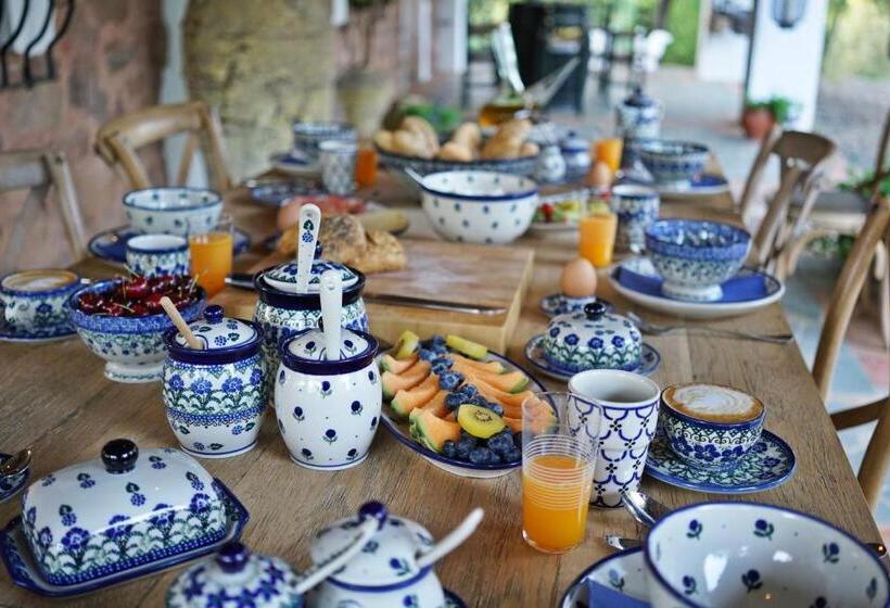 Valle Del Arroyo Casas Rurales Bed & Breakfast