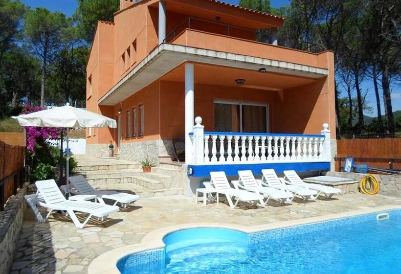 4 Bedrooms Villa With Private Pool Furnished Terrace And Wifi At Calonge 7 Km Away From The Beach