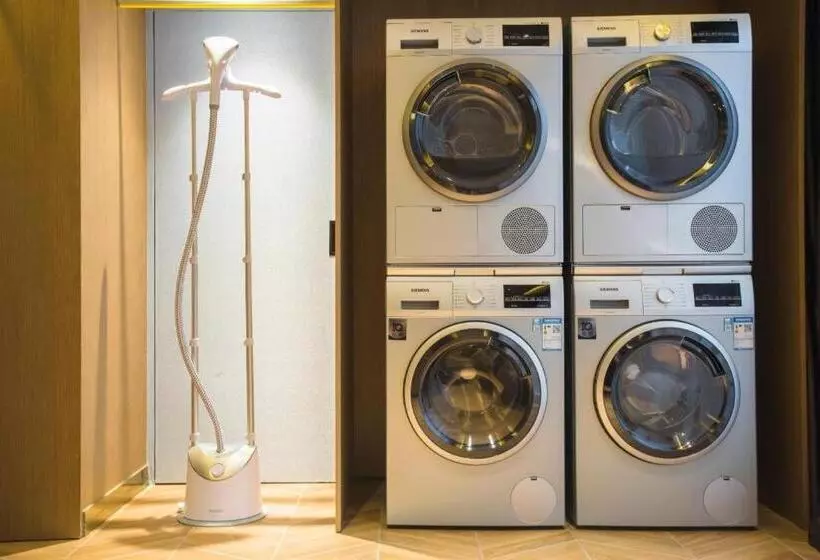 Starway Hotel Nanchang Honggutan Lvdi Twin Tower Wanda Plaza