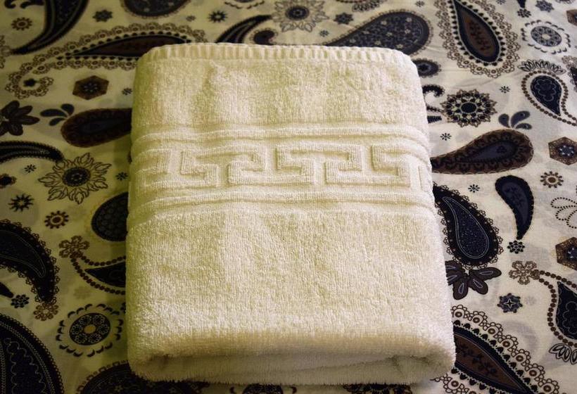 فندق صغير Residencia Universitaria Europa