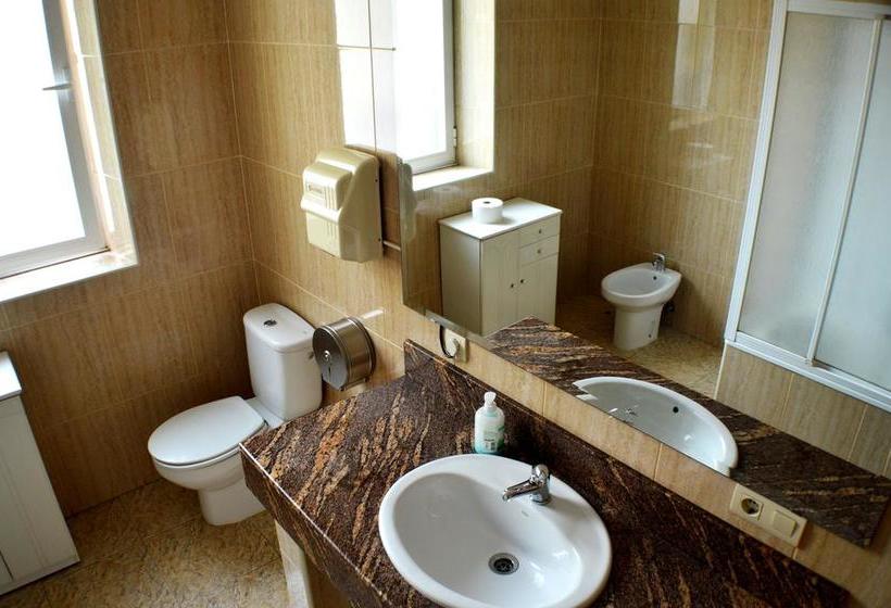 فندق صغير Residencia Universitaria Europa