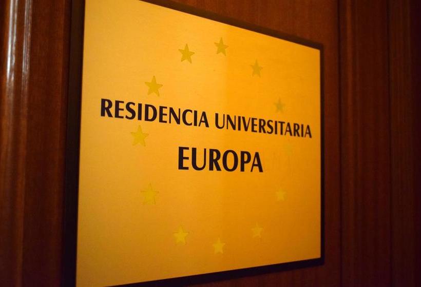 فندق صغير Residencia Universitaria Europa
