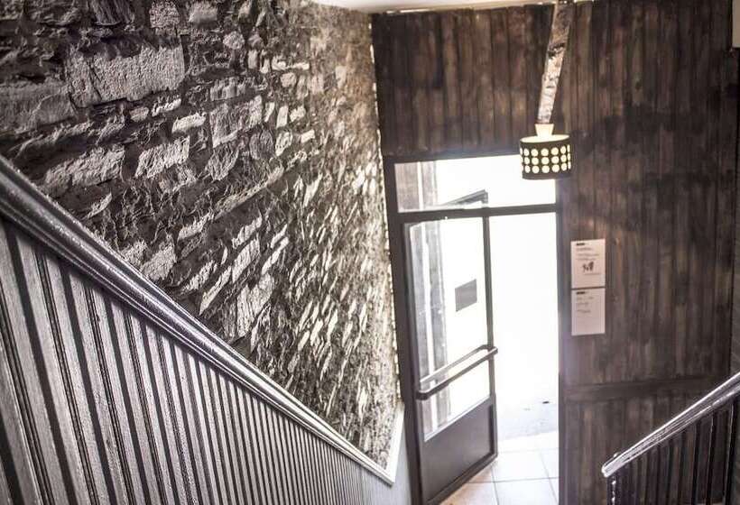 هاستل Roots&boots Lugo