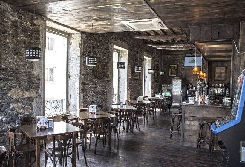 هاستل Roots&boots Lugo