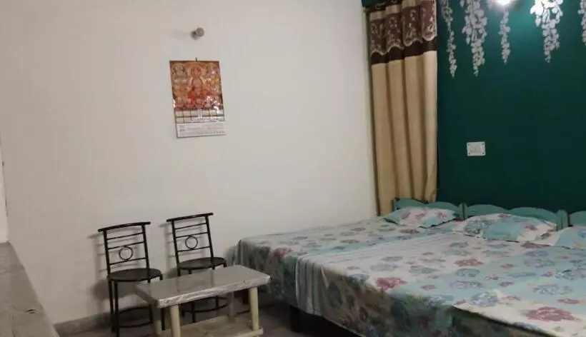 ベッドアンドブレックファースト Balaji Guest House Home Stay