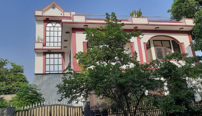 Bed & Breakfast Balaji Guest House Home Stay