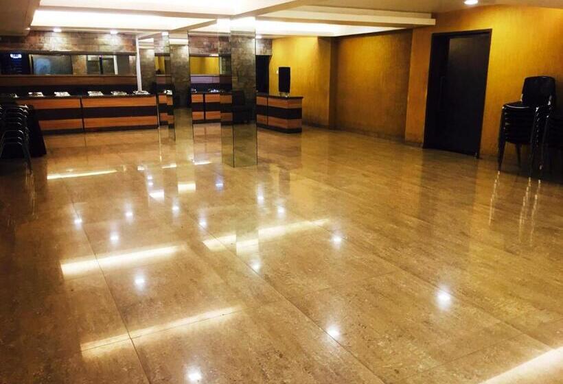 酒店 Grand Ashirwad Beacon