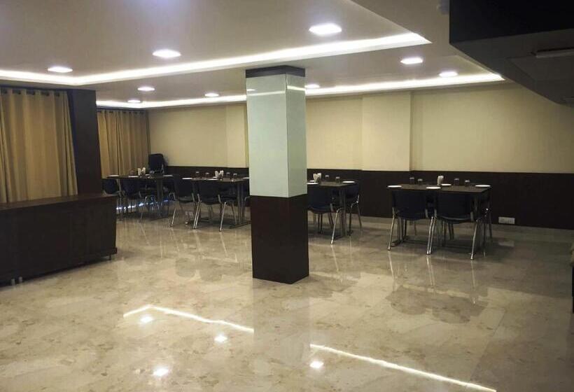 酒店 Grand Ashirwad Beacon