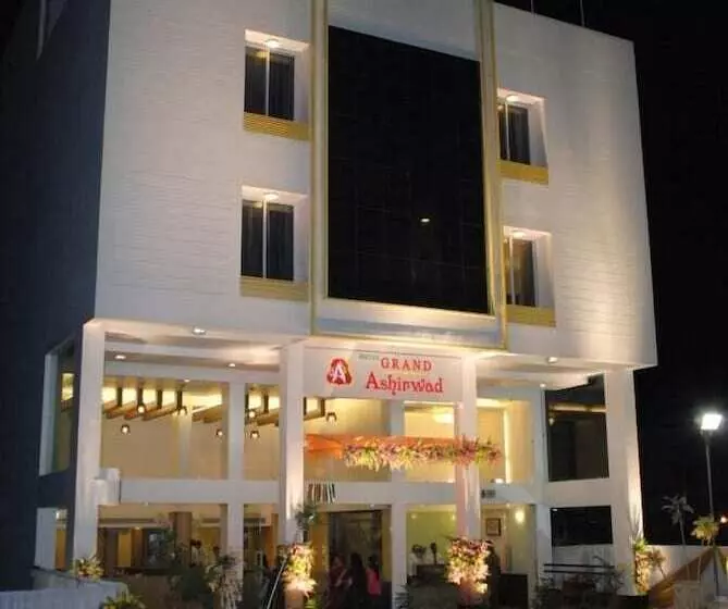 ホテル Grand Ashirwad Beacon