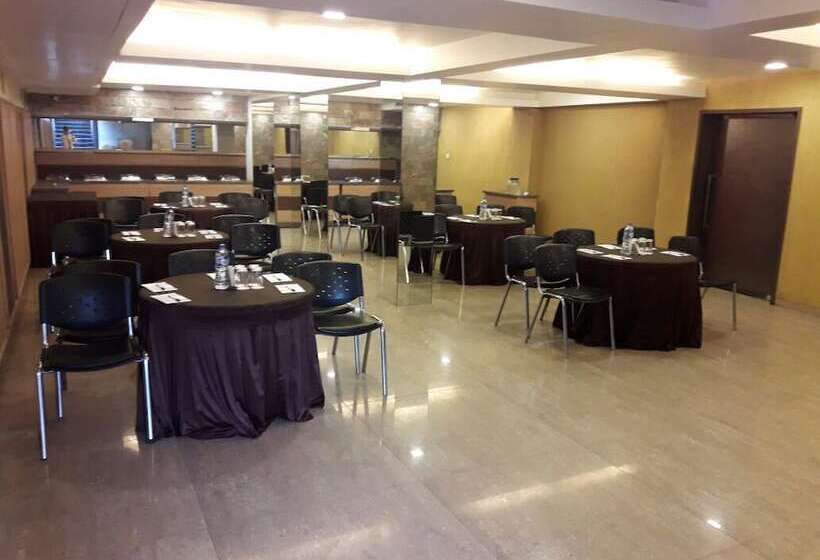 酒店 Grand Ashirwad Beacon