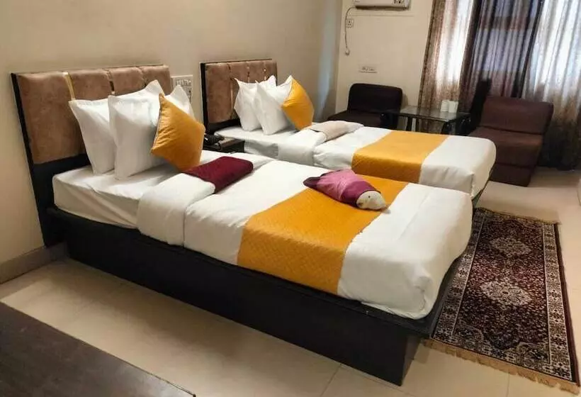 Hotelli Jagat Inn
