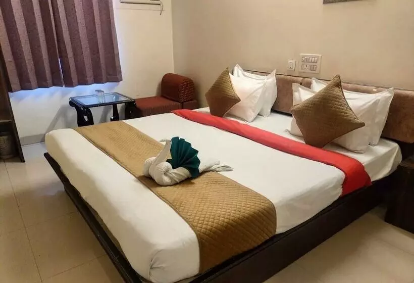 Hotelli Jagat Inn