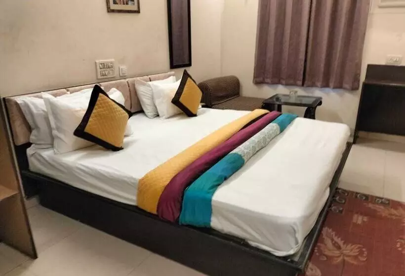 Hotelli Jagat Inn