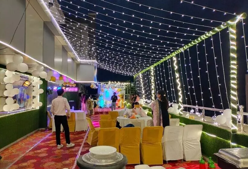Hotelli Jagat Inn
