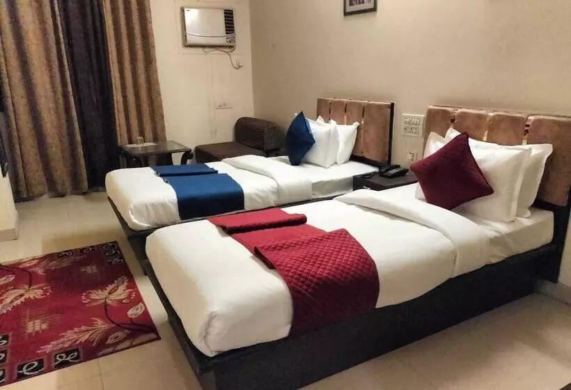 Hotelli Jagat Inn