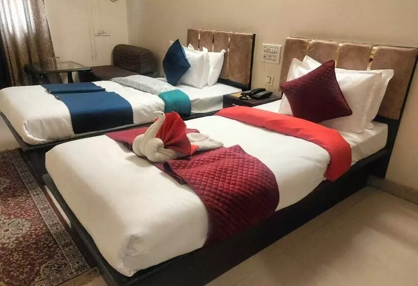 Hotelli Jagat Inn