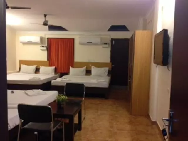 ホテル Kathir Palace