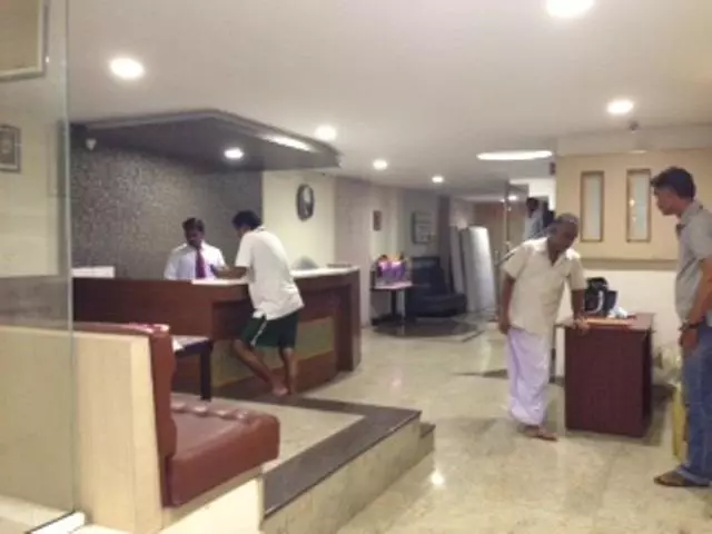 ホテル Kathir Palace