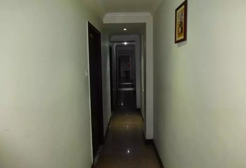 ホテル Kathir Palace
