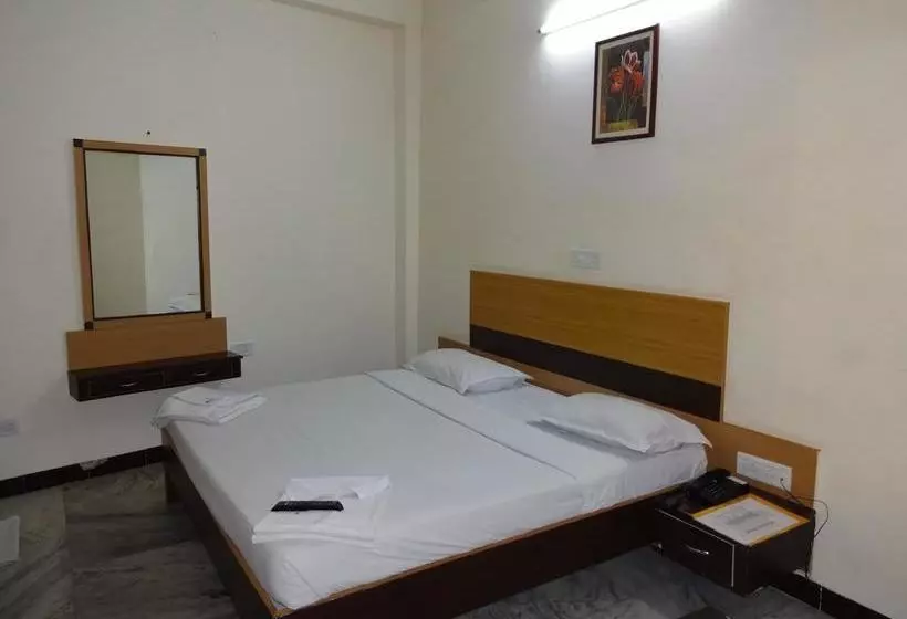 ホテル Kathir Palace