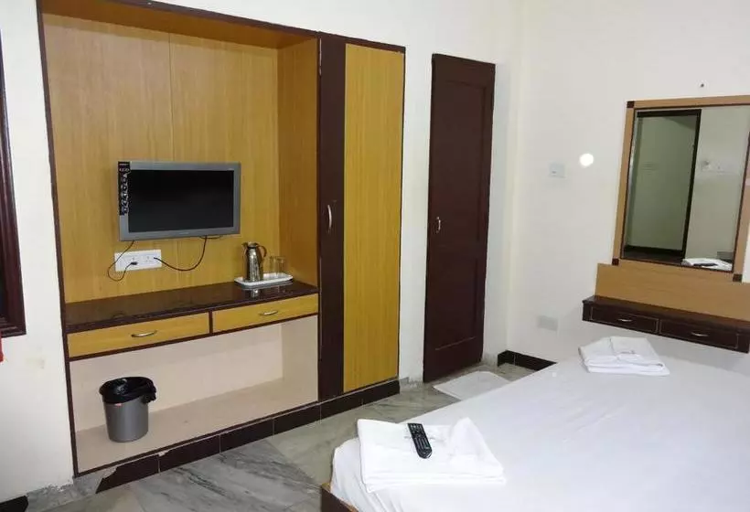 ホテル Kathir Palace