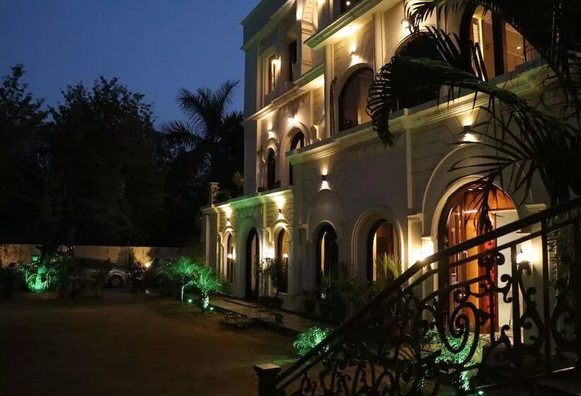 Hotelli Kings Retreat