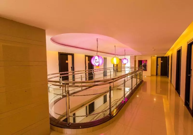 Plazza Hotel , Trichy