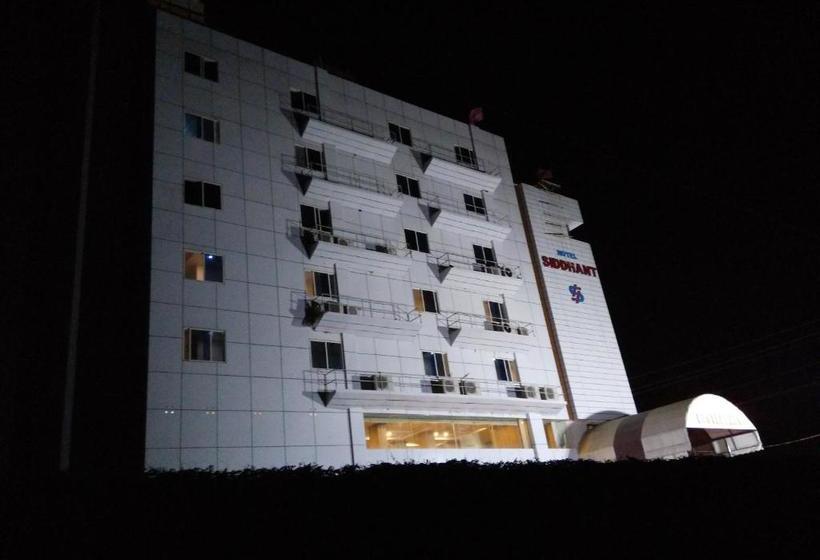 בית מלון כפרי Siddhant Villa Luxury