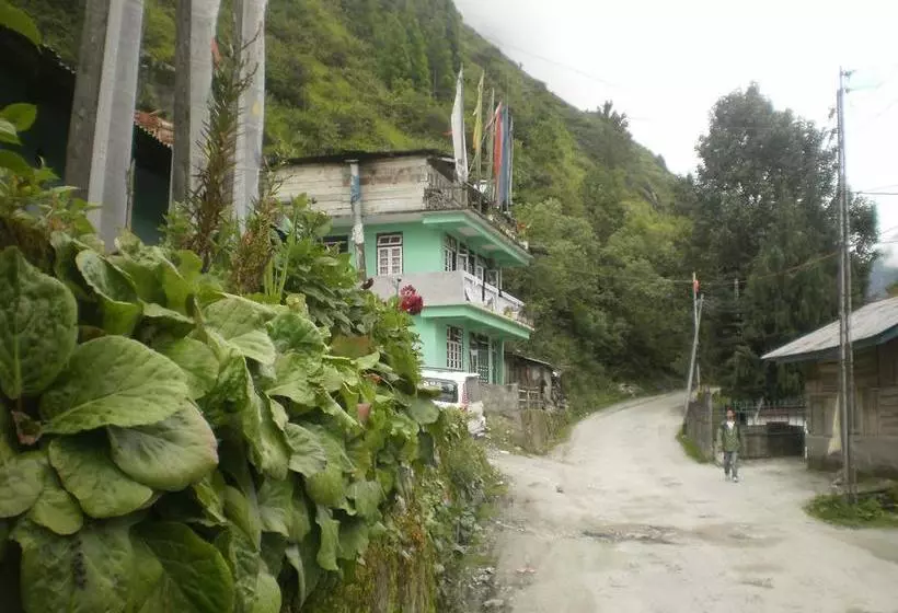 Hotelli Tenzing Retreat, Lachung