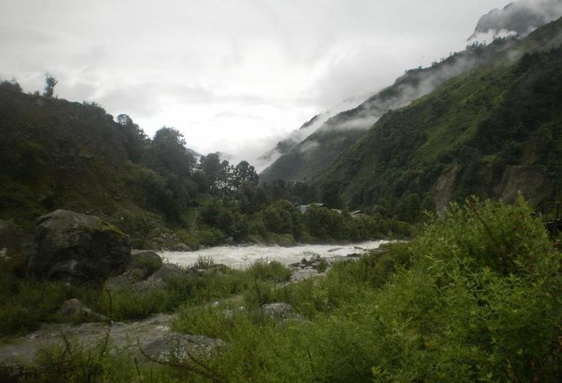 فندق Tenzing Retreat, Lachung