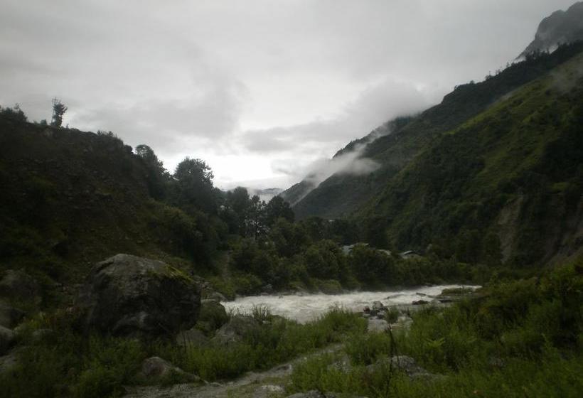فندق Tenzing Retreat, Lachung