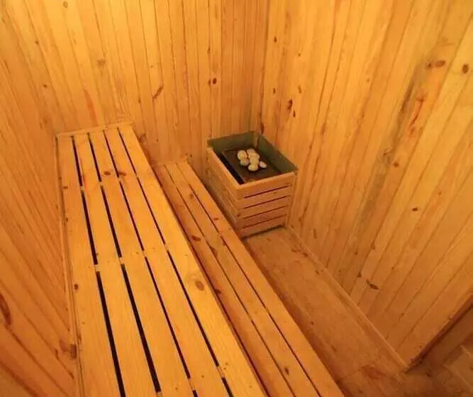 استراحتگاه Martam Retreat