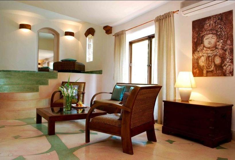 استراحتگاه Nilaya Hermitage