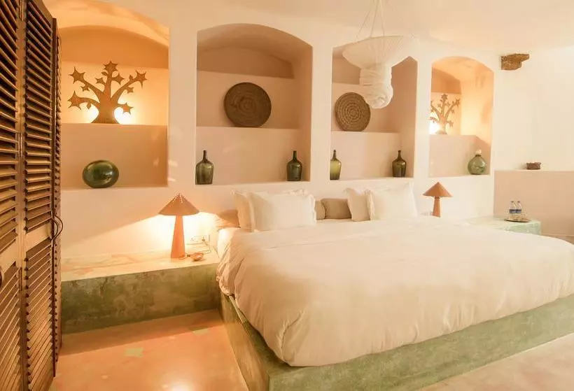 リゾートホテル Nilaya Hermitage