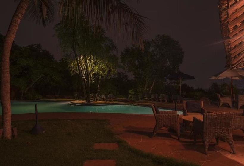 استراحتگاه Nilaya Hermitage