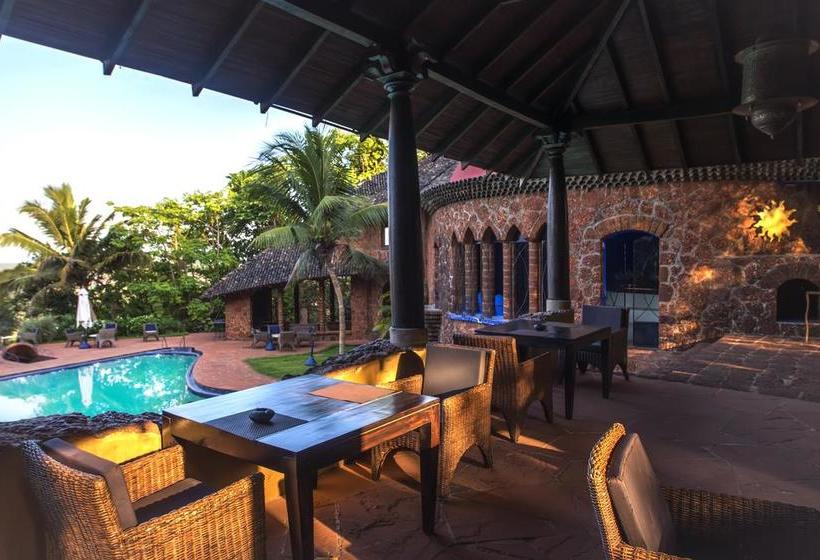 استراحتگاه Nilaya Hermitage