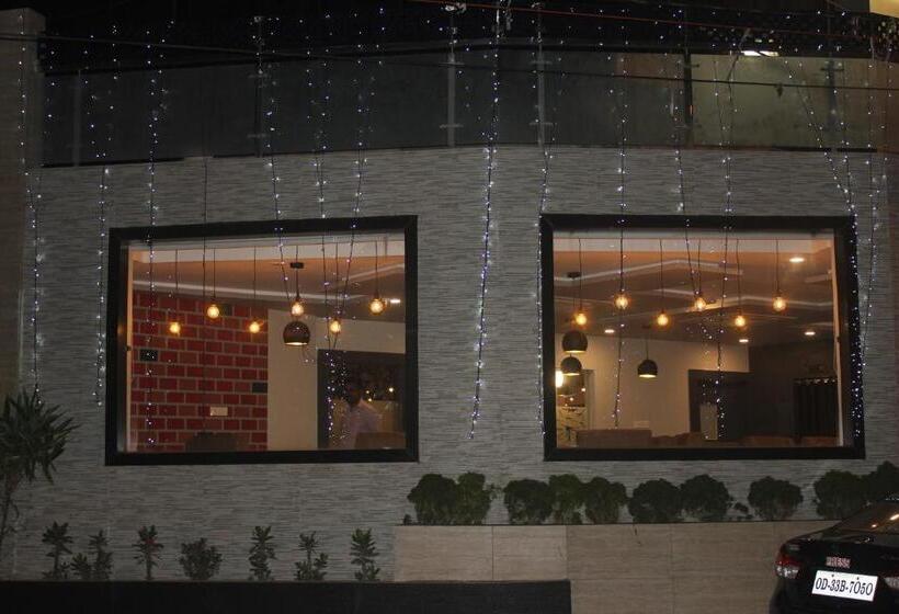 The Blue Lagoon Hotel Premium