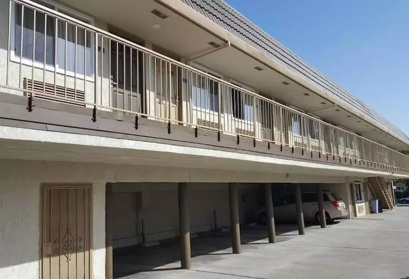 Bayview Motel