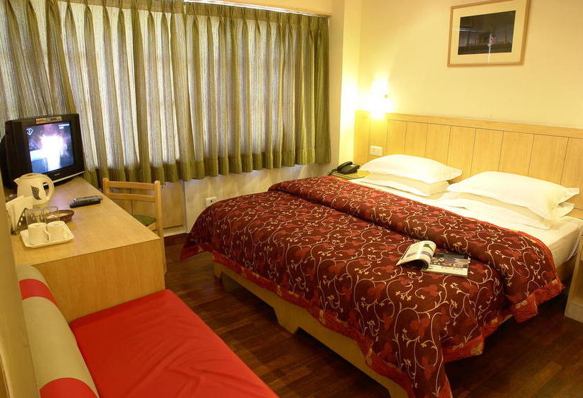 Cedar Court Bed And Breakfast